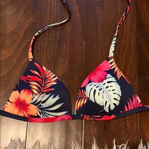 Floral VS PINK bikini top